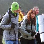 Nastolatek pokonał prawie 30 km, ciesząc się, że jest częścią Kościoła.