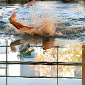 Przepłynęli 9665 długości basenów