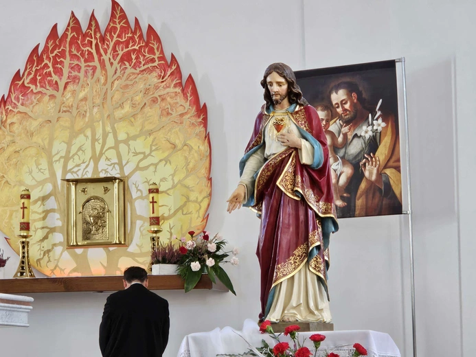 Serce Jezusa w Pogórskiej Woli