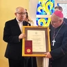 Fundusz Pomocy Misjonarzom Diecezji Opolskiej nagrodzony medalem "Benemerenti in Opere Evangelizationis"