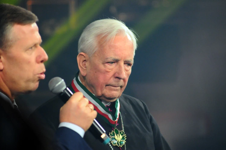 Złoty Medal Gloria Artis dla ks. Jerzego Bryły 2017