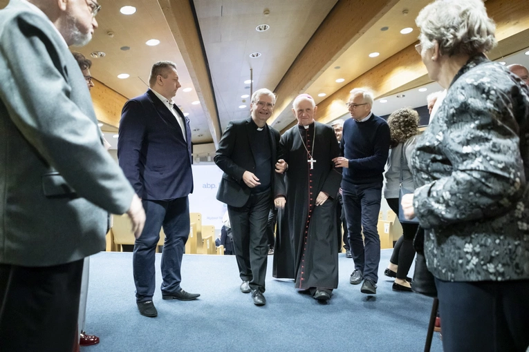 90. urodziny abp. seniora Damiana Zimonia na WTL UŚ