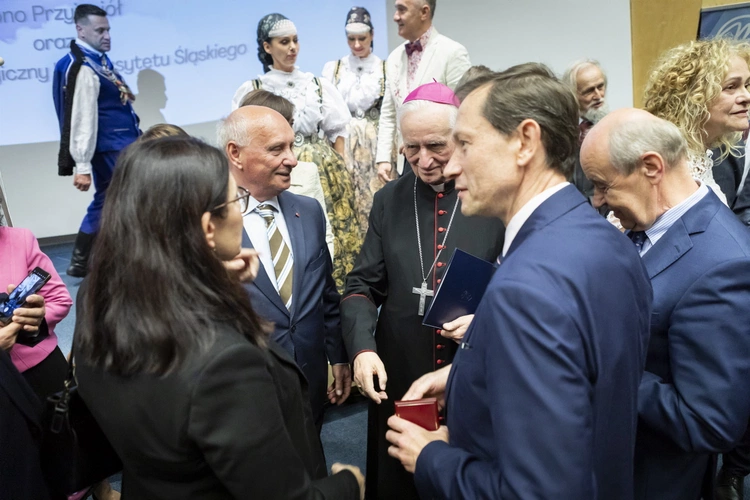 90. urodziny abp. seniora Damiana Zimonia na WTL UŚ