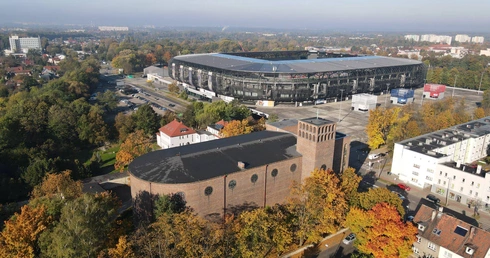 Gigant malowany światłem