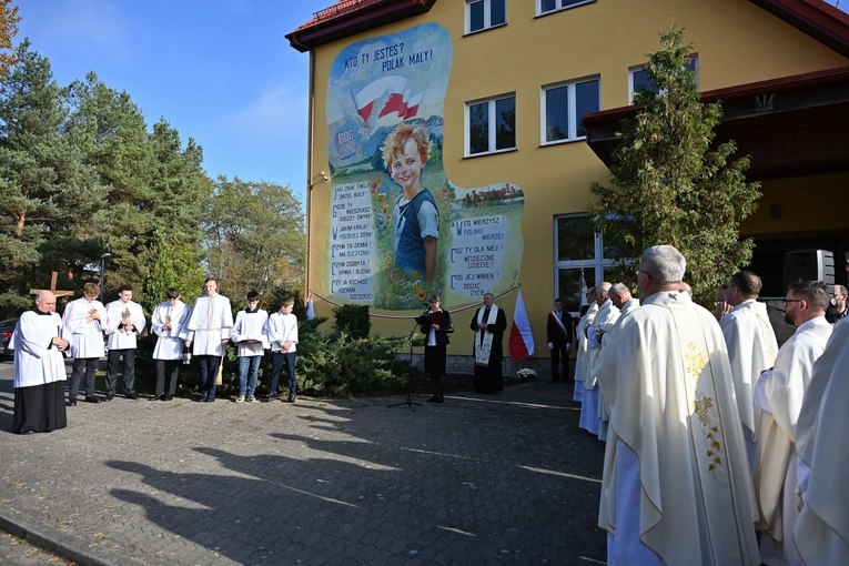 Uroczystości w szkole w Kniewie