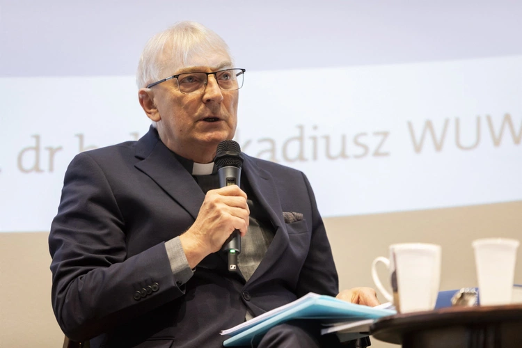 Spotkanie autorskie z ks. prof. Jerzym Szymikiem