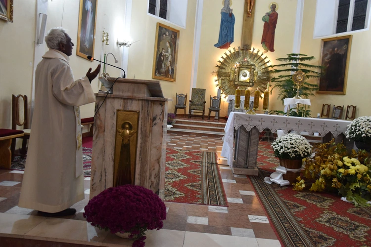 Przasnysz. O. Jose Maniparambil w sanktuarium Matki Bożej