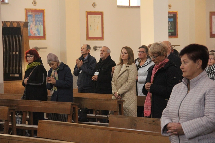 Wierzą w skuteczne wstawiennictwo św. o. Pio