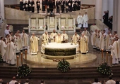 Urodziny abp. Damiana Zimonia w katowickiej katedrze
