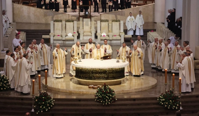 Urodziny abp. Damiana Zimonia w katowickiej katedrze