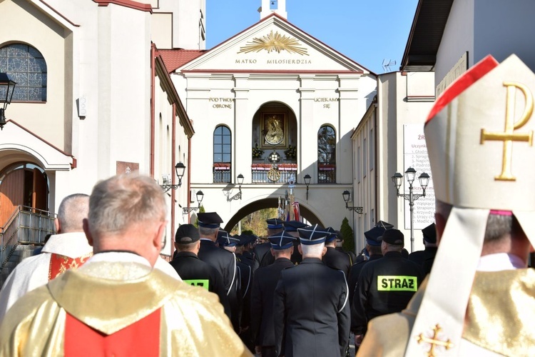 Pielgrzymka strażaków PSP i OSP u MB Miłosierdzia