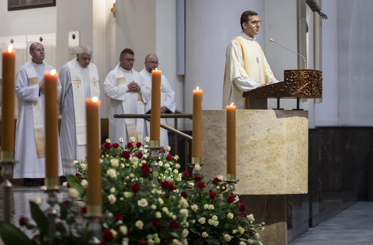 Msza św. w intencji abp. Damiana Zimonia cz.1