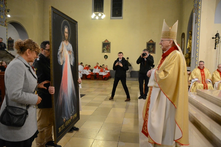 Stulecie kościoła Świętych Apostołów Piotra i Pawła w Opolu