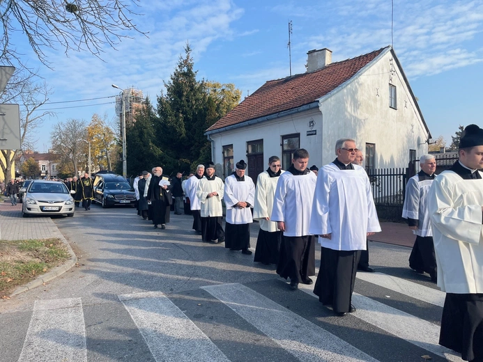 Maków Mazowiecki. Pogrzeb ks. prał. Józefa Śliwki (1930-2024)