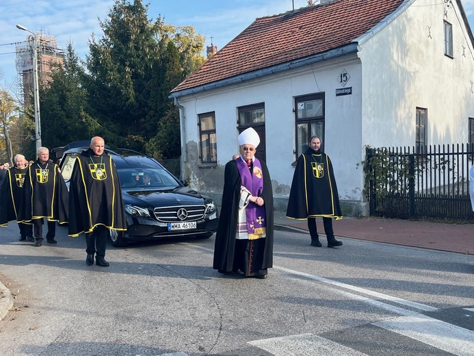 Maków Mazowiecki. Pogrzeb ks. prał. Józefa Śliwki (1930-2024)