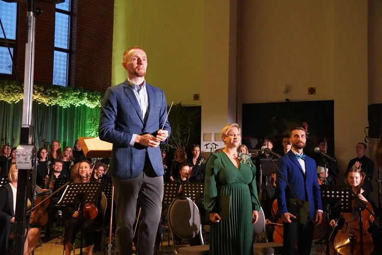 Oratorium strachocińskie "Pieśń nad pieśniami"