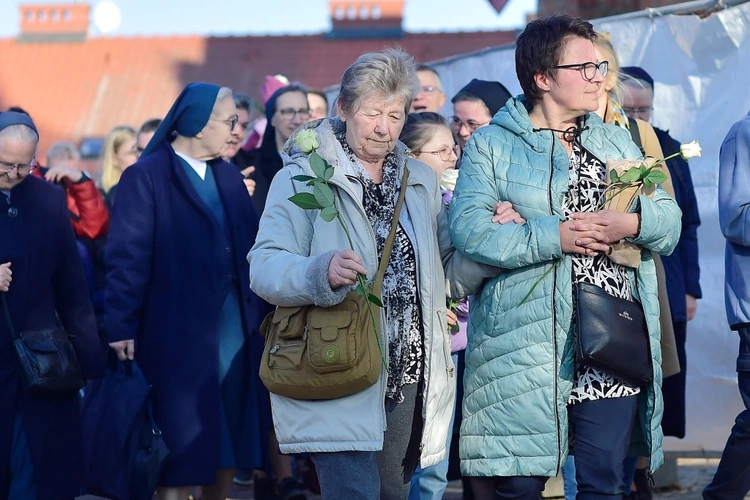 Róże Różańcowe MB Gietrzwałdzkiej