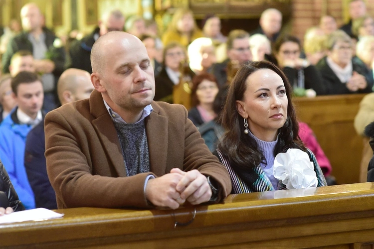 Usłyszała głos: "Stworzysz róże różańcowe"