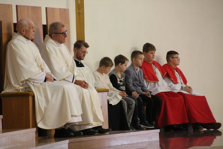 Płock. 25. rocznica poświęcenia kościoła w parafii św. Jadwigi Królowej