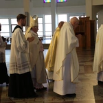 Płock. 25. rocznica poświęcenia kościoła w parafii św. Jadwigi Królowej