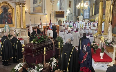 Wdzięczność i świadectwo na pogrzebie ks. prał. Józefa Śliwki