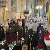 Wdzięczność i świadectwo na pogrzebie ks. prał. Józefa Śliwki