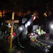 Zaduszki przy Bujwida