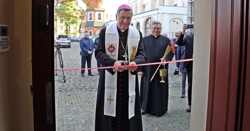 Będzie służył chorym i ubogim przez długie lata