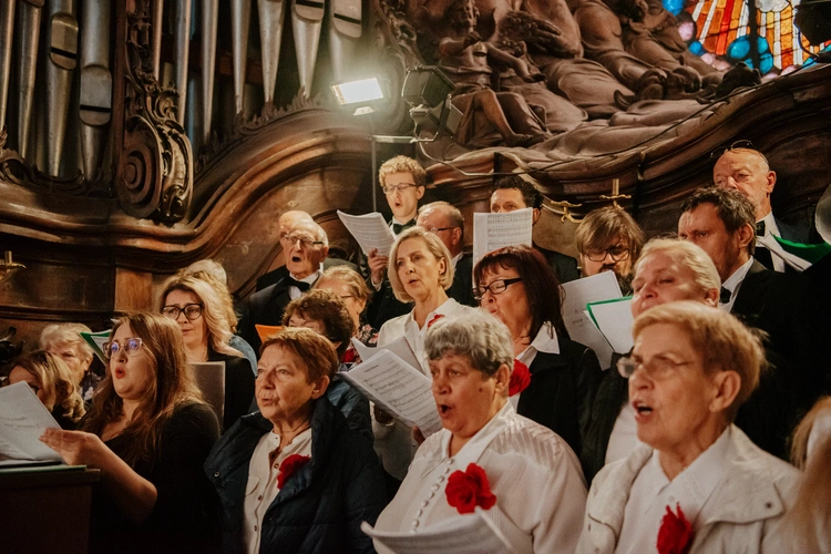 120 lat chóru archikatedralnego