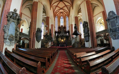 Poznawanie legnickiej katedry 