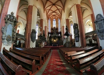 Poznawanie legnickiej katedry 