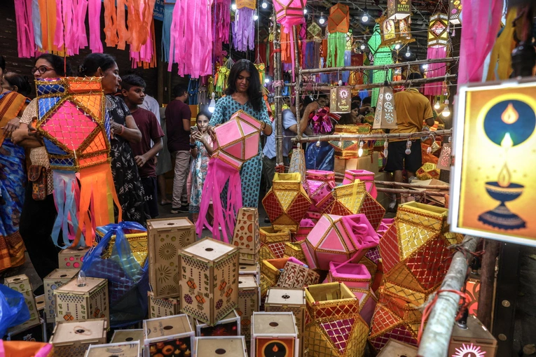 Indie: Wybuch fajerwerków zranił ponad 150 uczestników ceremonii religijnej