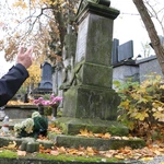 Zabytkowy nagrobek ks. Justyna Łady