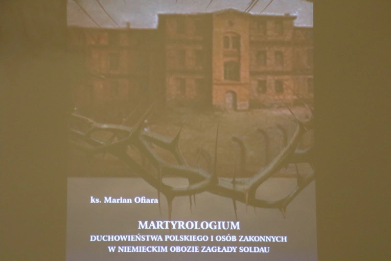 Płock. Prezentacja książki o martyrologium duchowieństwa w KL Soldau