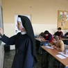 O liczbie lekcji religii w szkole powinny decydować placówki edukacyjne