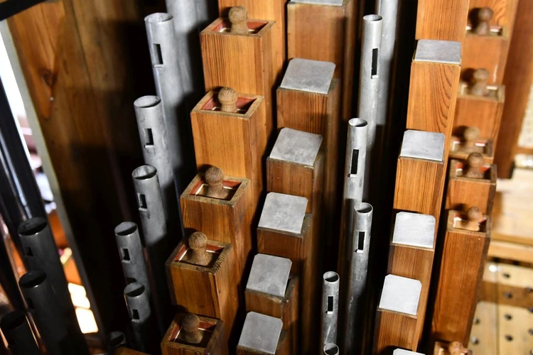 Prace konserwatorskie przy organach w Czerwieńsku zakończone