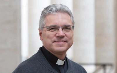 Ks. Andrzej Dobrzyński: Kościół nie może być arką, która płynie po morzu świata współczesnego