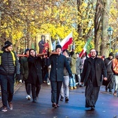 	Centralnym punktem SMAK-u będzie Msza św. 24 listopada w katedrze na Wawelu. Uczestnicy spotkania przyjdą tam w pielgrzymce, niosąc symbole ŚDM.