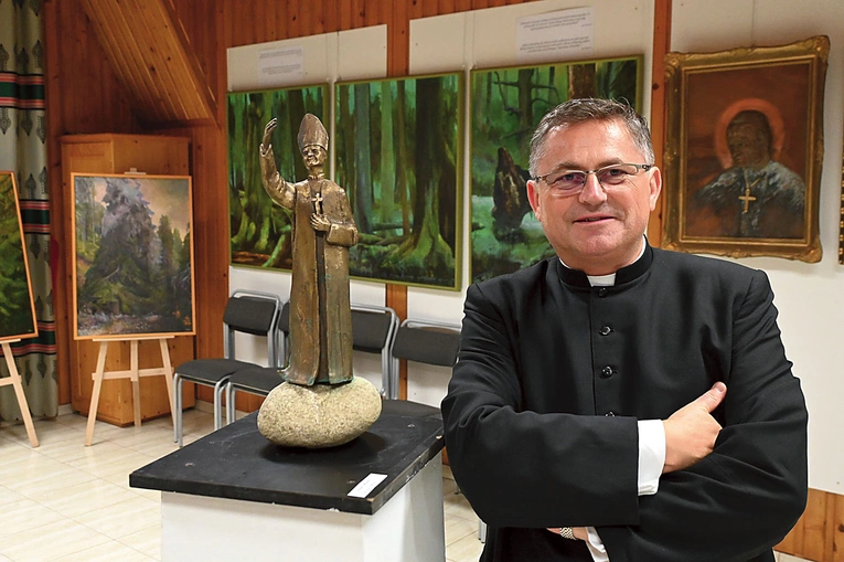 	– Dziękuję artystom, że zechcieli podzielić się swoim wielkim talentem – mówi ks. Dariusz Guziak.