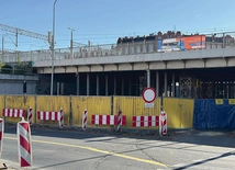 	Wiadukt przy ul. Mikołowskiej pozostanie zamknięty ze względu na trwające prace budowalne.