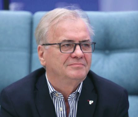 15 lat później, czyli Królowy Most inaczej. Rozmowa z reżyserem kultowego cyklu
