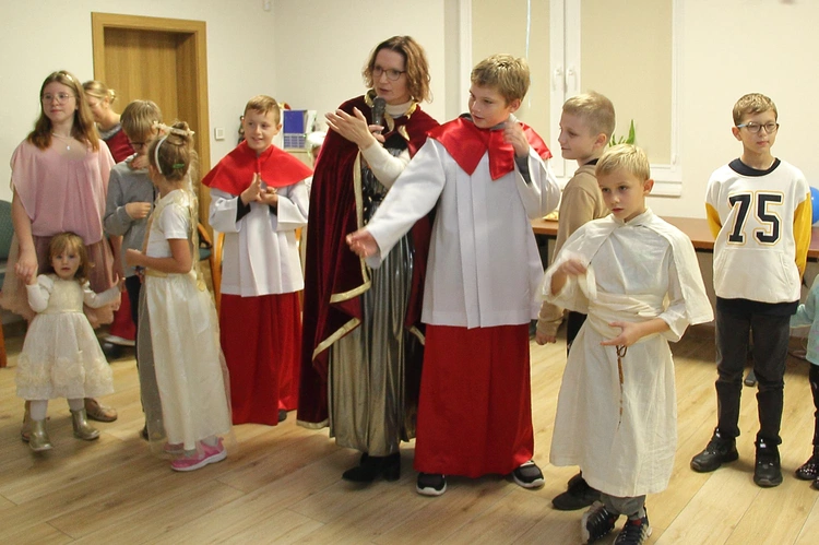 Bal świętych w Kołobrzegu