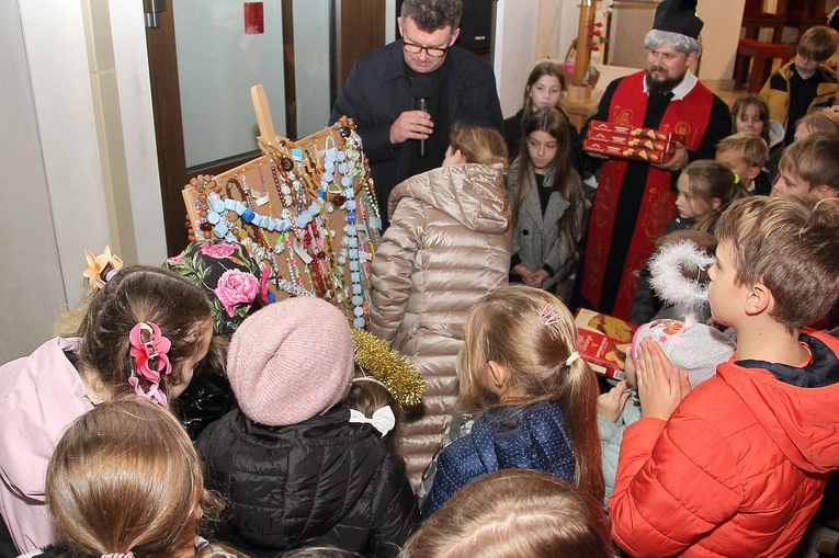 Nabożeństwo różańcowe dla dzieci