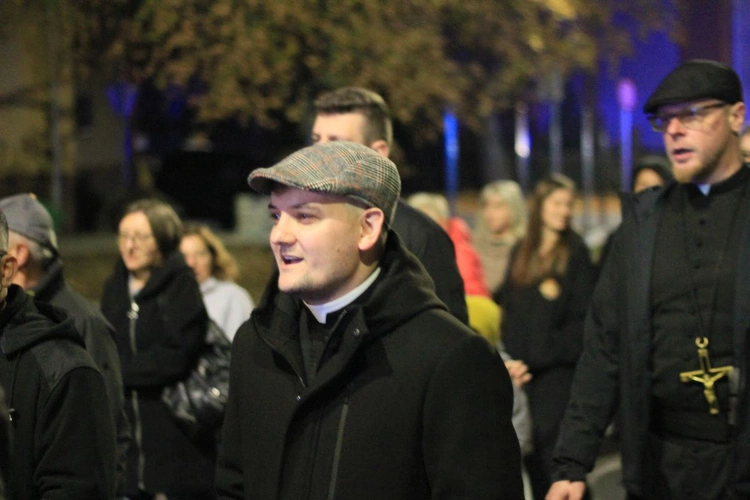 Marsz Wszystkich Świętych w Kędzierzynie-Koźlu