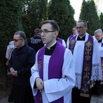 Uroczystość Wszystkich Świętych na cmentarzu przy ul. Bujwida