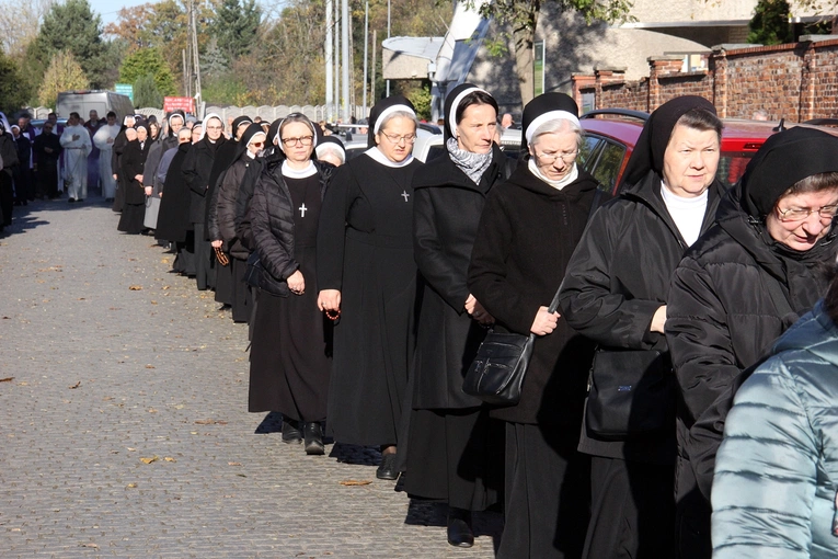 Uroczystość Wszystkich Świętych na cmentarzu przy ul. Bujwida