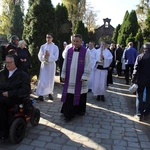 Uroczystość Wszystkich Świętych na cmentarzu przy ul. Bujwida