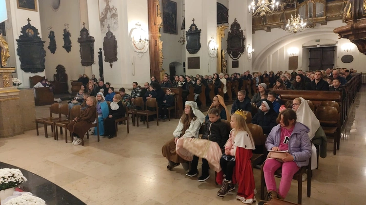 Noce świętych w diecezji