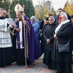 Procesja żałobna po Cmentarzu Wawrzyszewskim