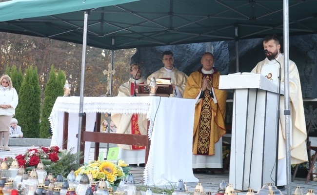 Uroczystość Wszystkich Świętych 